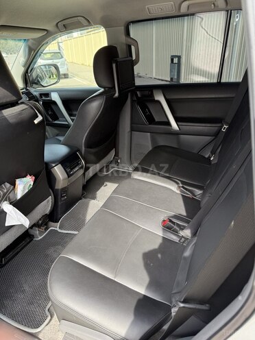 Toyota Land Cruiser Prado 2013, 286,000 km - 2.7 l - Bakı