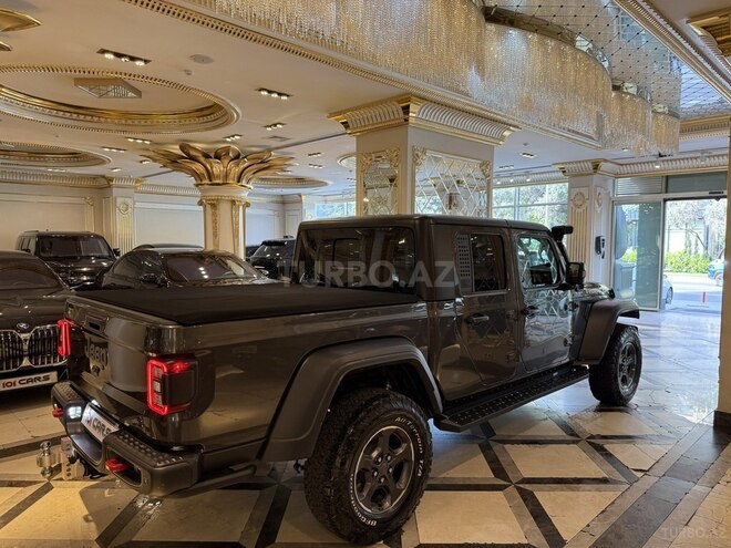 Jeep Gladiator-6