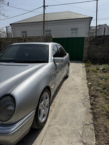 Mercedes E 320 1998, 250,000 km - 3.2 l - Bakı