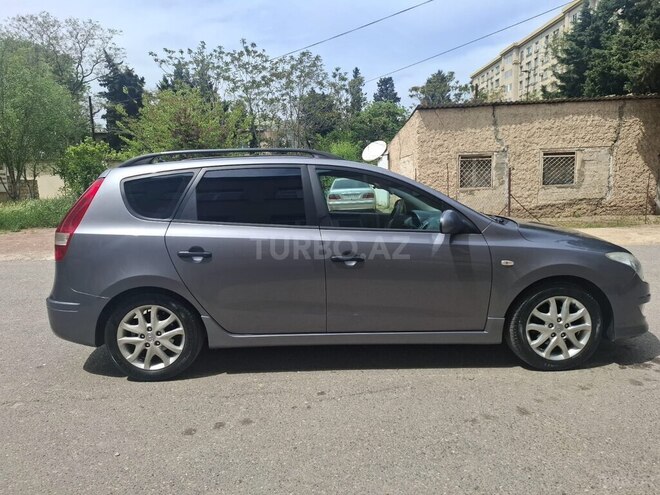 Hyundai i30 2011, 233,000 km - 1.6 l - Bakı