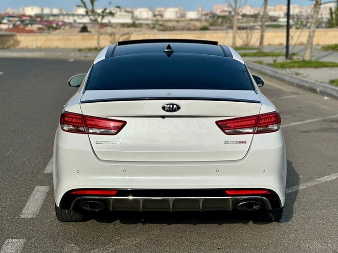 Kia Optima-5