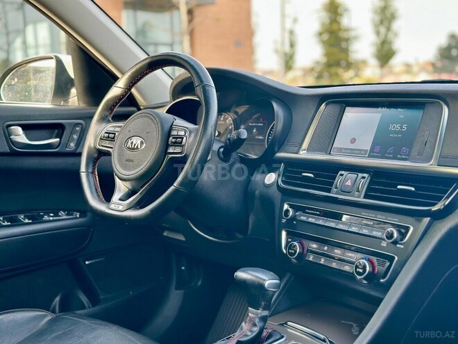 Kia Optima-12