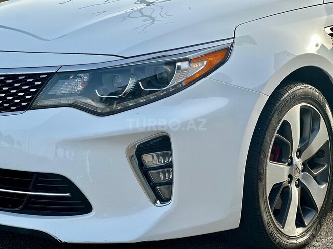 Kia Optima-17