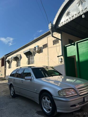 Mercedes C 220 d 2000, 573,000 km - 2.2 l - Yevlax