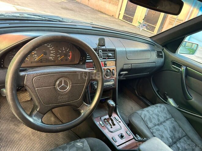 Mercedes C 220 d 2000, 573,000 km - 2.2 l - Yevlax