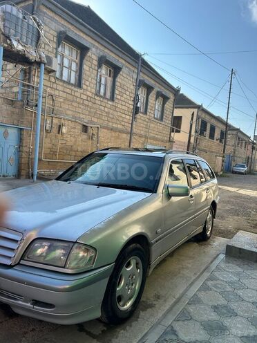 Mercedes C 220 d 2000, 573,000 km - 2.2 l - Yevlax
