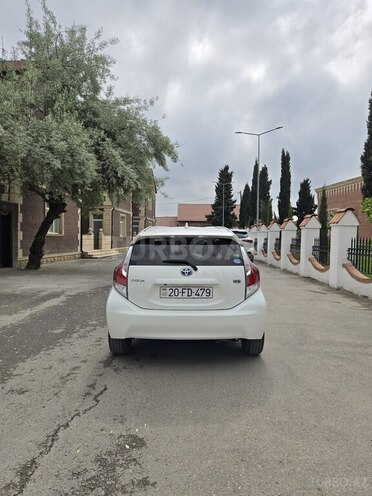 Toyota Aqua 2016, 69,000 km - 1.5 l - Gəncə