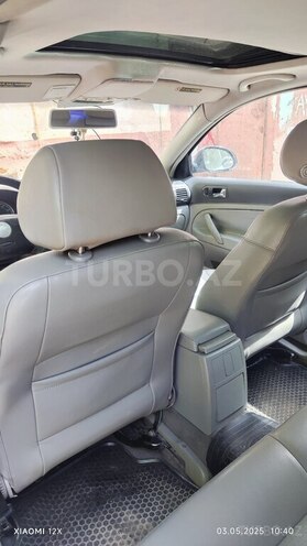 Volkswagen Passat 2004, 389,000 km - 1.8 l - Bakı