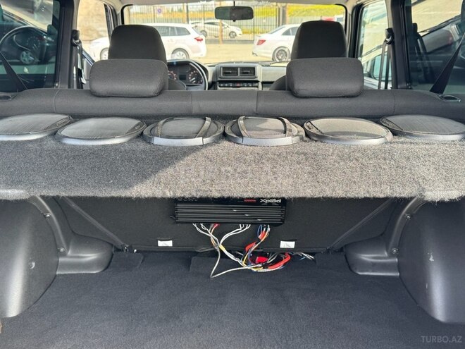 LADA (VAZ) Niva 2024, 18,000 km - 1.7 l - Bakı