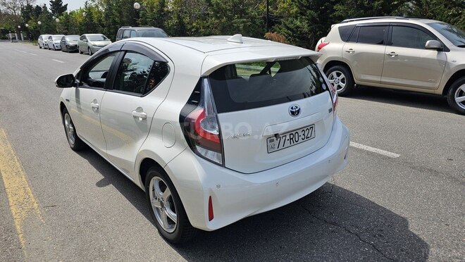 Toyota Aqua 2019, 274,270 km - 1.5 л - Bakı