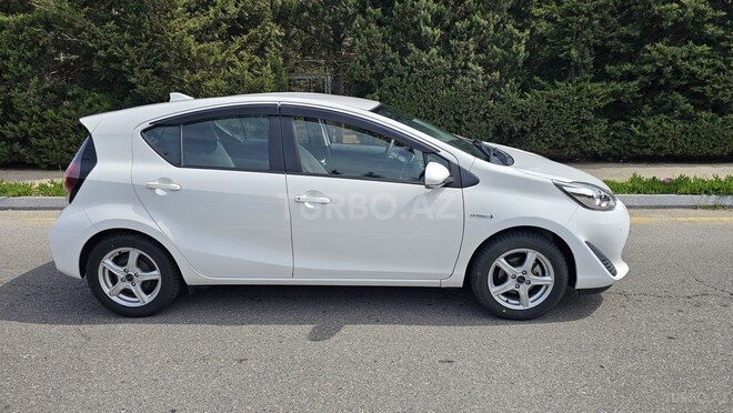 Toyota Aqua 2019, 274,270 km - 1.5 л - Bakı