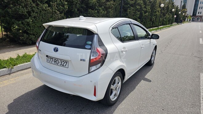 Toyota Aqua 2019, 274,270 km - 1.5 л - Bakı