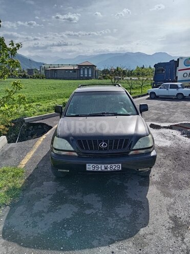 Lexus RX 300 2002, 350,000 km - 3.0 l - Qax
