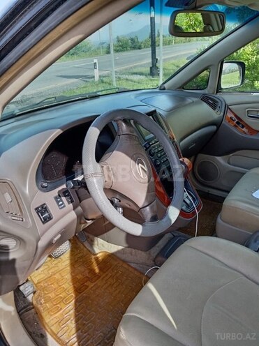 Lexus RX 300 2002, 350,000 km - 3.0 l - Qax