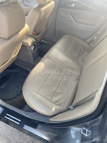 Volkswagen Passat 2001, 332,000 km - 1.8 l - Bakı