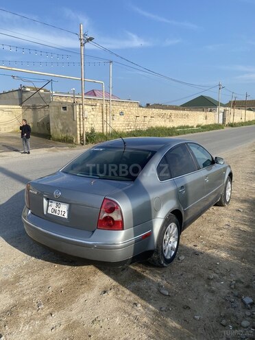 Volkswagen Passat 2001, 332,000 km - 1.8 l - Bakı