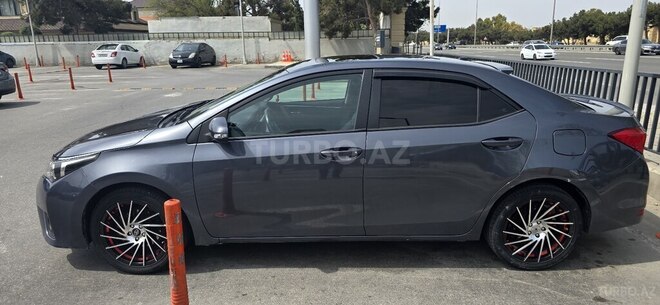 Toyota Corolla 2013, 252,667 km - 1.8 l - Bakı