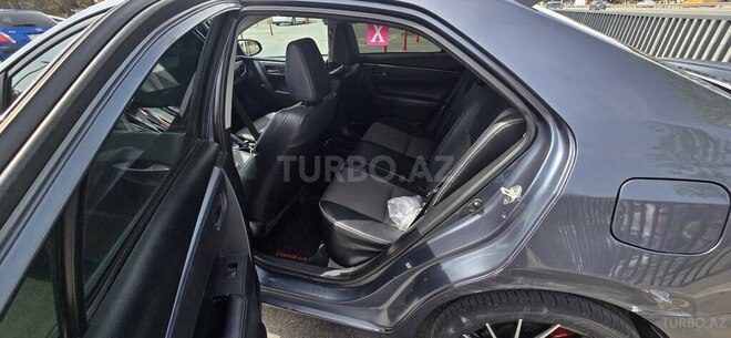Toyota Corolla 2013, 252,667 km - 1.8 l - Bakı