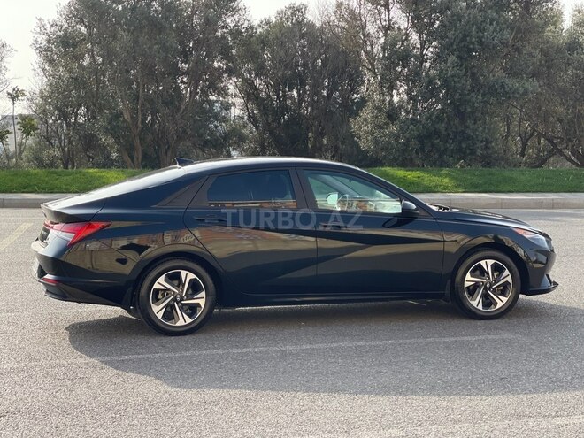 Hyundai Elantra 2022, 49,000 km - 1.6 l - Bakı