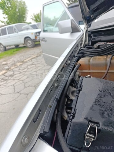 Mercedes E 250 1995, 460,000 km - 2.5 l - Şəki