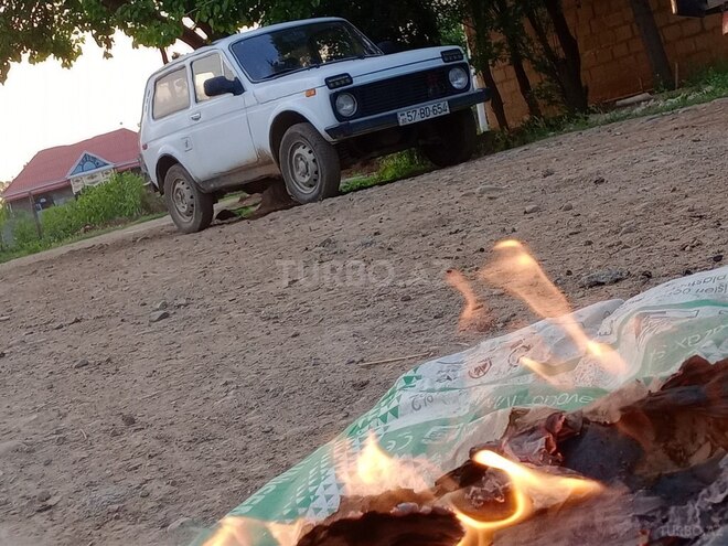 LADA (VAZ) Niva 1986, 892,960 km - 1.6 л - Tovuz
