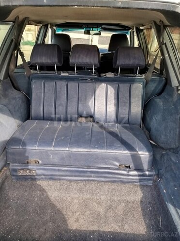Mercedes E 250 1987, 356,760 km - 2.5 l - Bakı