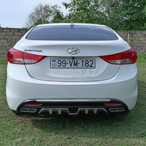 Hyundai Elantra 2013, 120,000 km - 1.8 л - Ağcabədi
