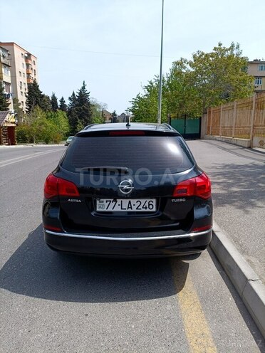 Opel Astra 2015, 245,174 km - 1.4 l - Bakı