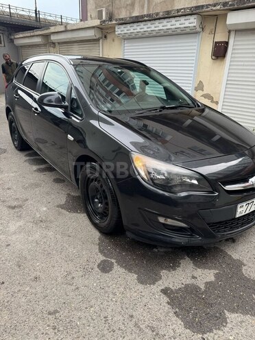 Opel Astra 2015, 245,174 km - 1.4 l - Bakı