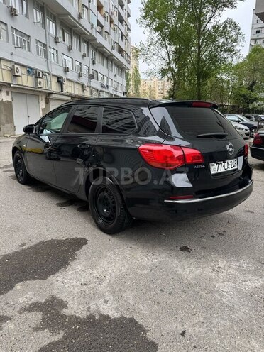 Opel Astra 2015, 245,174 km - 1.4 l - Bakı