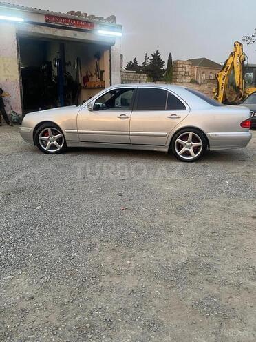 Mercedes E 220 d 1999, 355,000 km - 2.2 л - Bakı