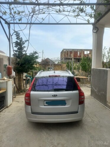 Kia Ceed 2008, 300,000 km - 1.6 л - Bakı