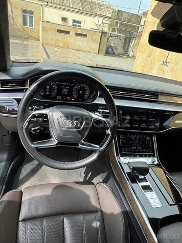 Audi A8 2018, 127,000 km - 3.0 l - Bakı