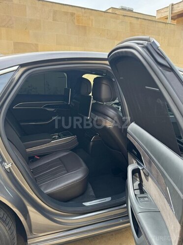 Audi A8 2018, 127,000 km - 3.0 l - Bakı