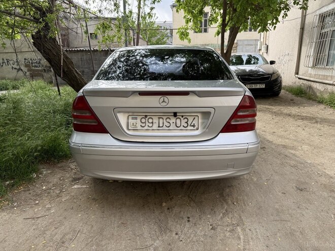 Mercedes C 200 2001, 380,000 km - 2.0 l - Bakı
