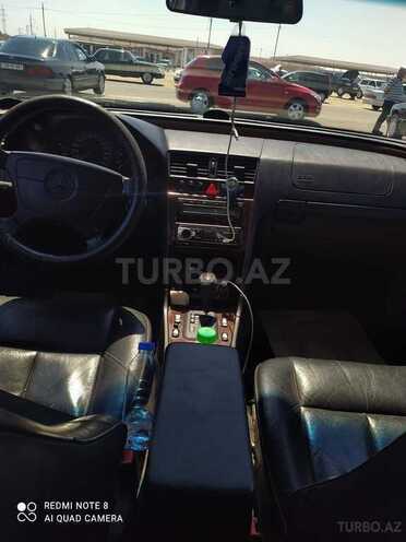 Mercedes C 280 1998, 582,000 km - 2.8 l - İmişli