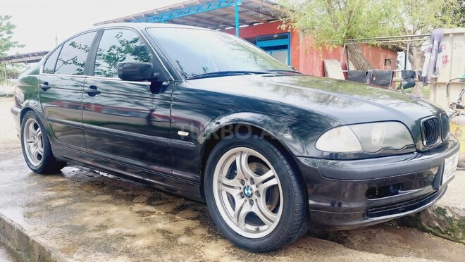 BMW 323 1999, 365,436 km - 2.5 l - Füzuli