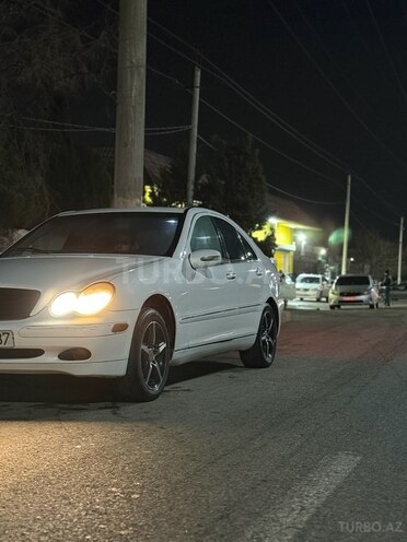 Mercedes C 240 2001, 275,000 km - 2.4 l - Sumqayıt