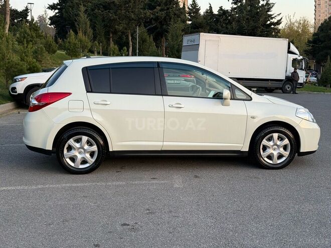 Nissan Tiida 2011, 121,000 km - 1.5 л - Bakı