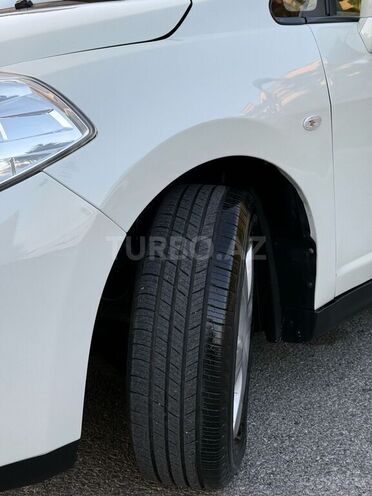 Nissan Tiida 2011, 121,000 km - 1.5 л - Bakı