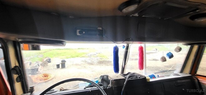 KamAz 55111 1989, 463,984 km - 11.0 l - Astara