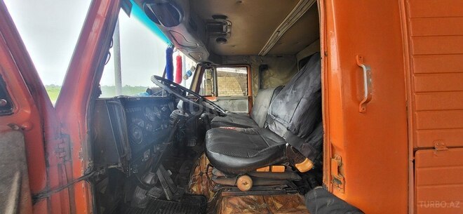 KamAz 55111 1989, 463,984 km - 11.0 l - Astara