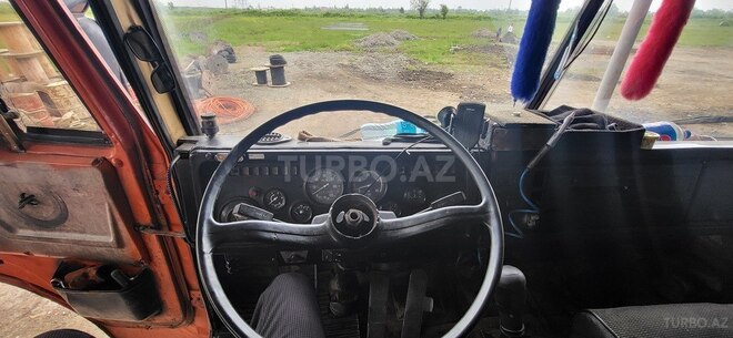 KamAz 55111 1989, 463,984 km - 11.0 l - Astara