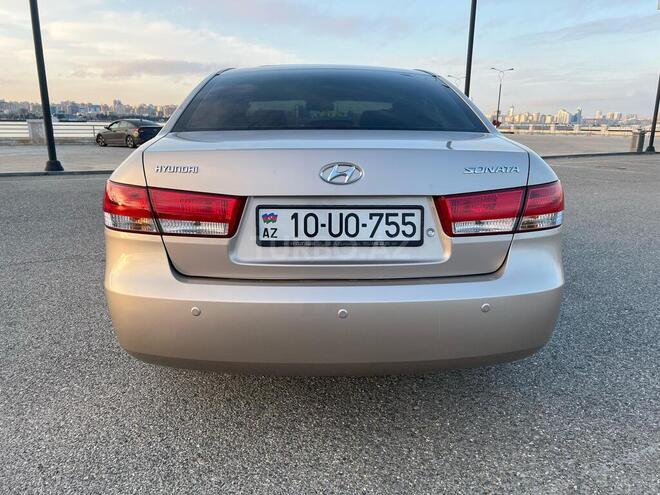 Hyundai Sonata-6