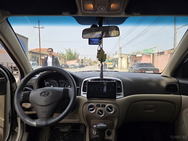 Hyundai Accent 2010, 266,467 km - 1.4 l - Bakı