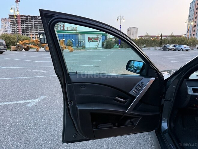 BMW 330 2003, 298,000 km - 3.0 l - Sumqayıt