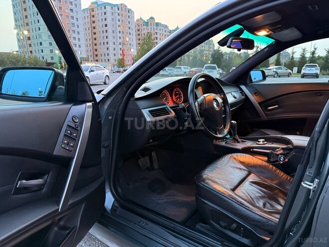 BMW 330 2003, 298,000 km - 3.0 l - Sumqayıt