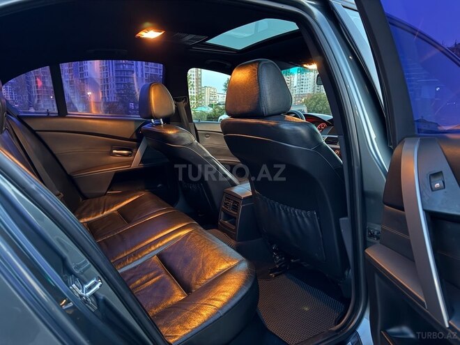 BMW 330 2003, 298,000 km - 3.0 l - Sumqayıt