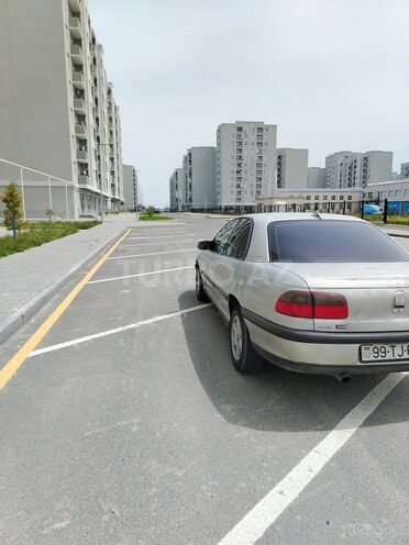 Opel Omega 1996, 235,000 km - 2.0 l - Bakı