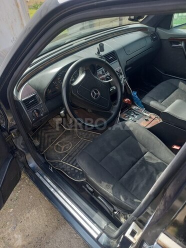 Mercedes C 200 1995, 807,160 km - 2.0 л - Sabirabad
